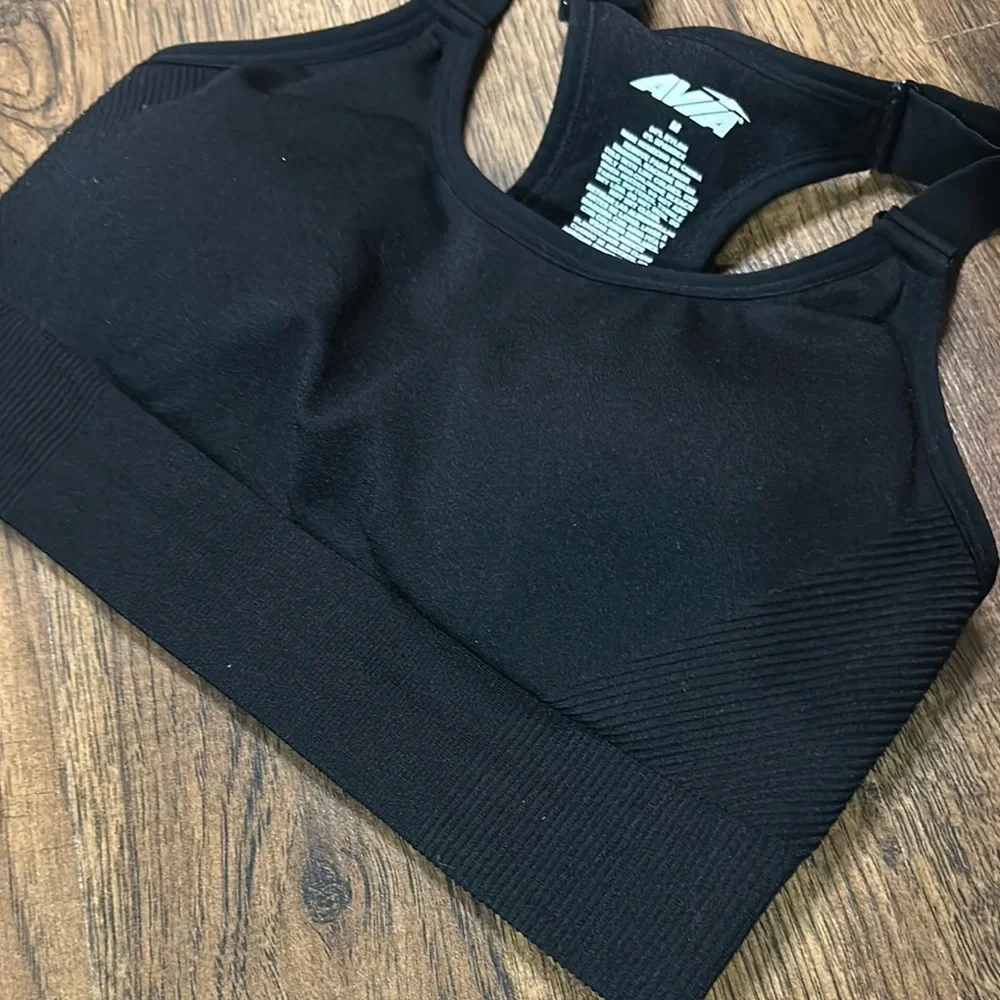 AVIA Racerback Adjustable Sports Bra‎ - High Support in black